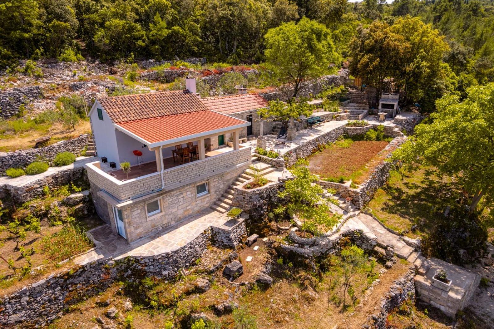 Semesterbostad Meadow Hill Zrnovo